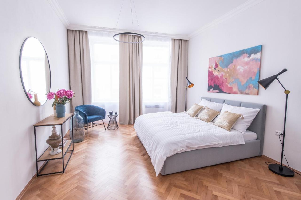 New Design Apt - Central Location Wenceslas Square Praga Esterno foto