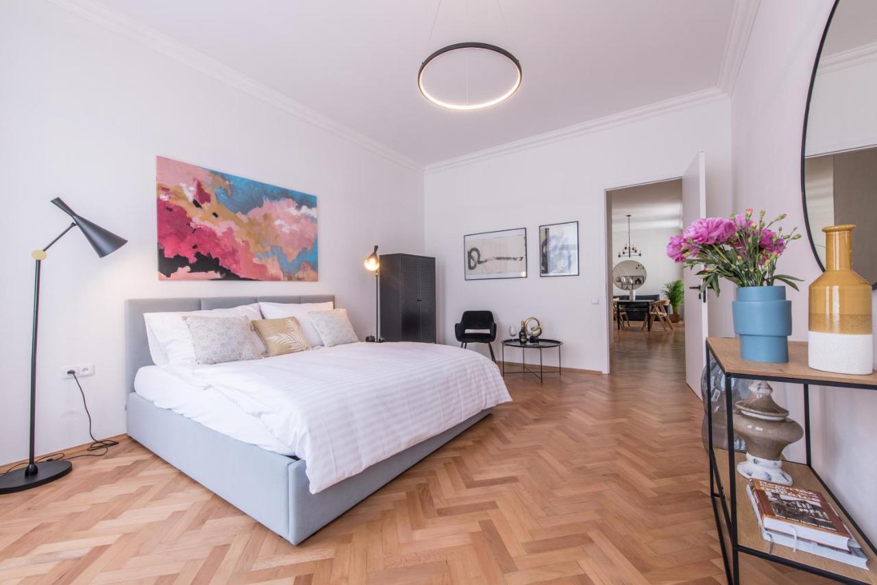 New Design Apt - Central Location Wenceslas Square Praga Esterno foto